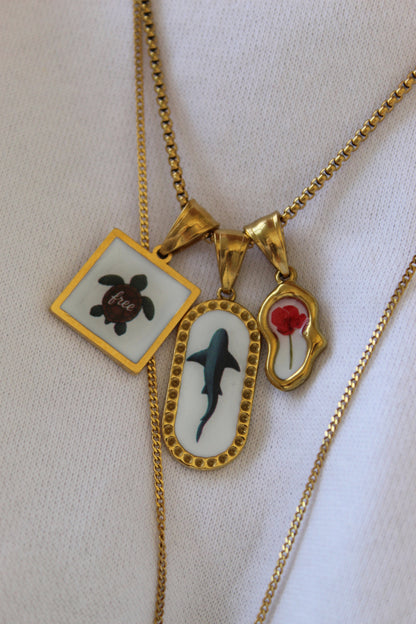 ciondolo TURTLE FREE.